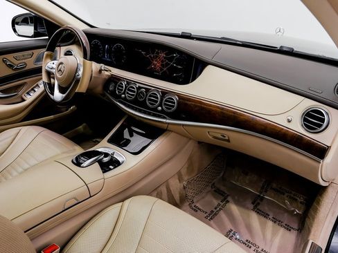 Used 2019 Mercedes-Benz S 560 4MATIC Sedan image 16