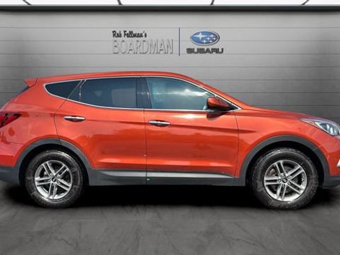 Used 2017 Hyundai Santa Fe Sport AWD/4WD image 3