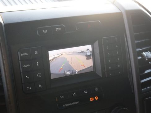 Used 2021 Ford F250 XL w/ Power Equipment Group image 15