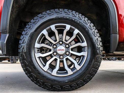 Used 2023 GMC Sierra 1500 AT4 w/ AT4 Preferred Package image 9