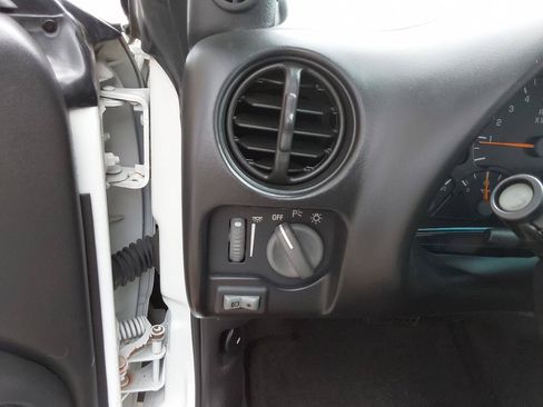 Used 2002 Pontiac Firebird Coupe w/ Opt Pkg RWD image 26