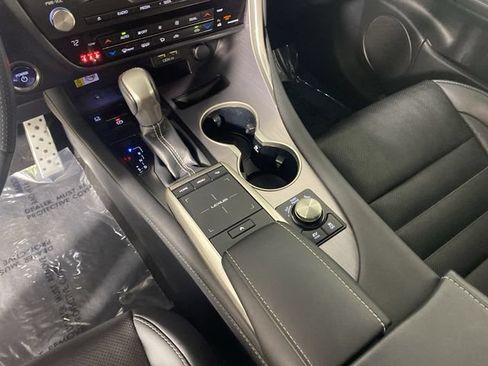 Used 2022 Lexus RX 450h F Sport w/ Accessory Package AWD/4WD image 19