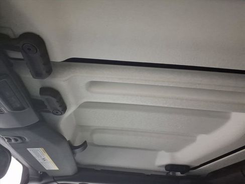 Used 2022 Jeep Wrangler Sport AWD/4WD image 17