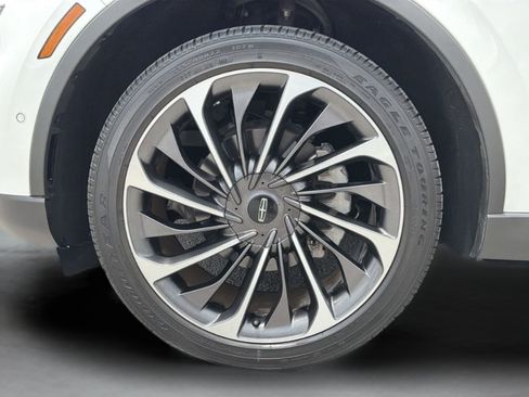 Used 2022 Lincoln Aviator Reserve w/ Equipment Group 201A RWD image 36