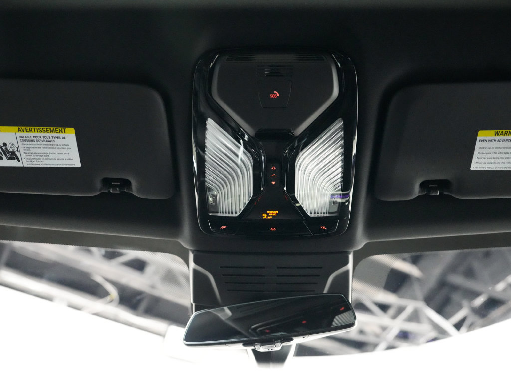 Used 2025 BMW X5 M60i AWD/4WD image 43