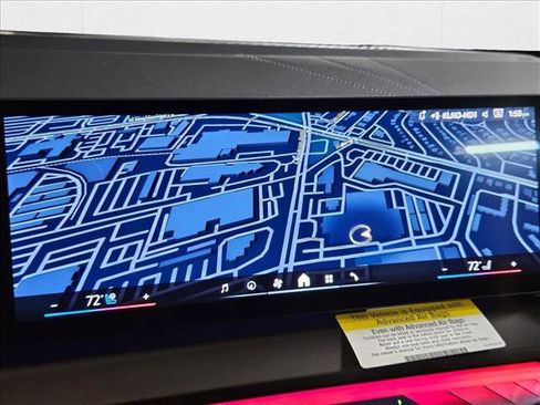 Used 2025 BMW X3 xDrive30i w/ Premium Package image 12