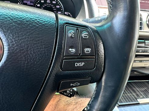 Used 2017 Lexus LS 460 image 32