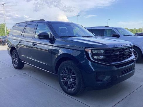 Certified 2025 Ford Expedition Max Platinum w/ Stealth Performance Package AWD/4WD image 2