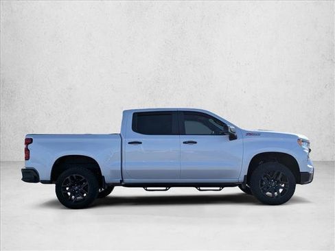 Used 2023 Chevrolet Silverado 1500 LT Trail Boss w/ Convenience Package II image 4