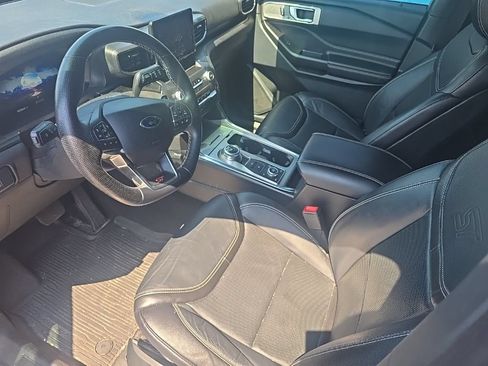 Used 2020 Ford Explorer ST AWD/4WD image 13