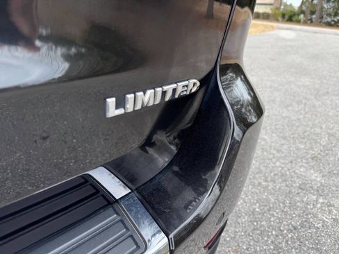 Used 2015 Jeep Grand Cherokee Limited image 32