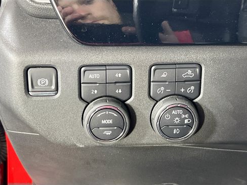 Used 2023 Chevrolet Silverado 1500 RST w/ Convenience Package II image 10