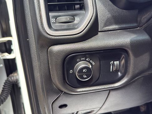 Used 2022 RAM 2500 Tradesman AWD/4WD image 20
