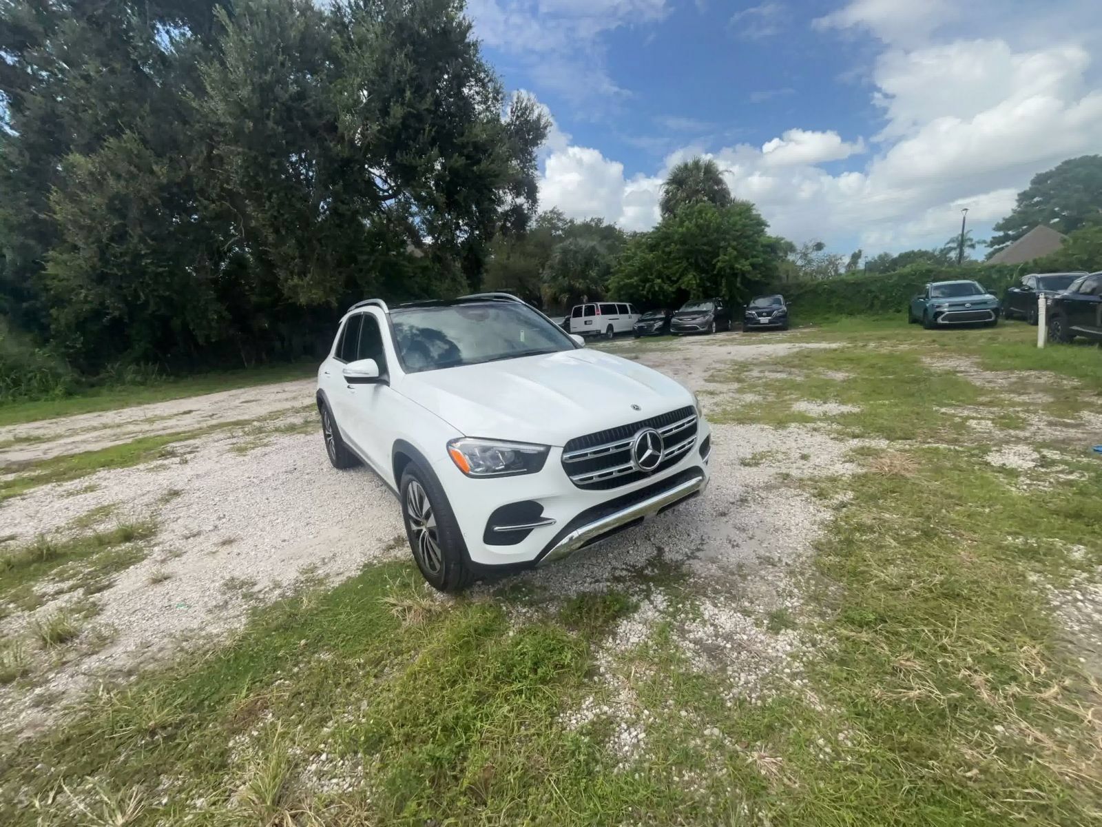 Used 2026 Mercedes-Benz GLE 350 4MATIC image 3