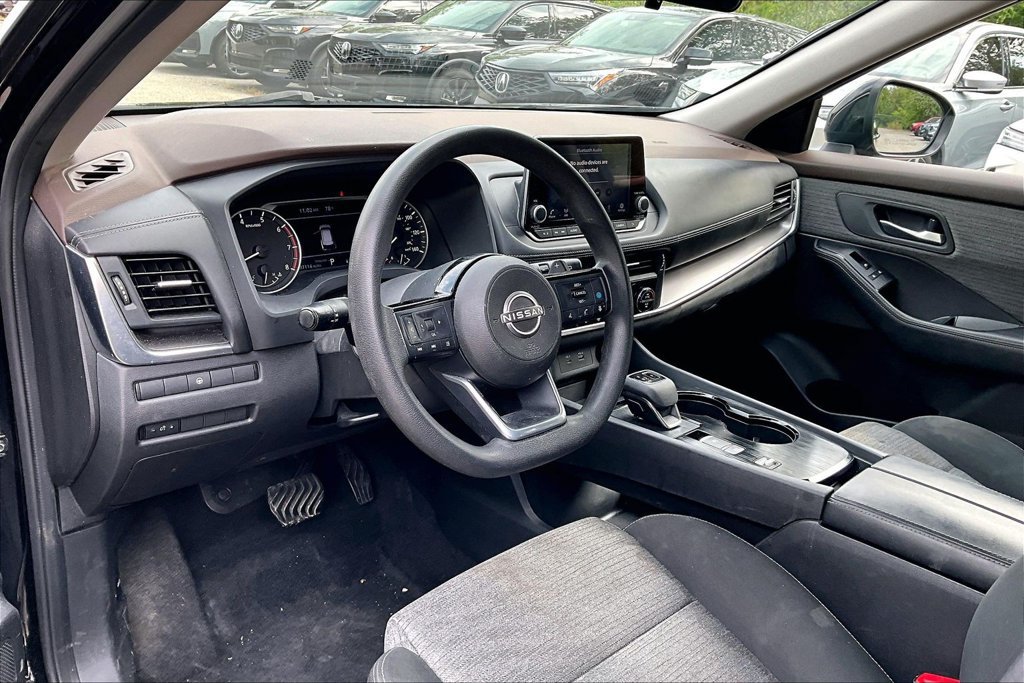 Used 2023 Nissan Rogue SV FWD image 15