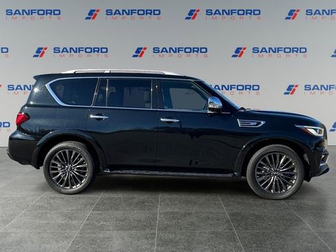 Used 2023 INFINITI QX80 Sensory w/ Cargo Package AWD/4WD image 6