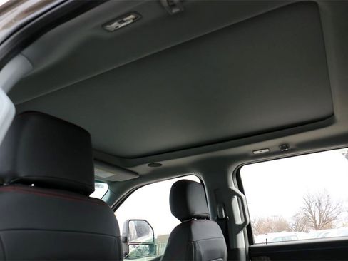 New 2026 Ford F250 Lariat w/ Black Appearance Package image 27