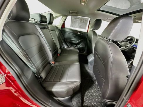 Certified 2023 Volkswagen Jetta SE w/ Panoramic Sunroof Package FWD image 25