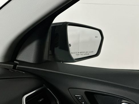 Used 2024 Chevrolet Equinox LT w/ LPO, Floor Liner Package FWD image 26