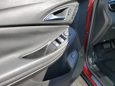 Used 2023 Buick Encore GX Essence w/ Experience Buick Package image 19