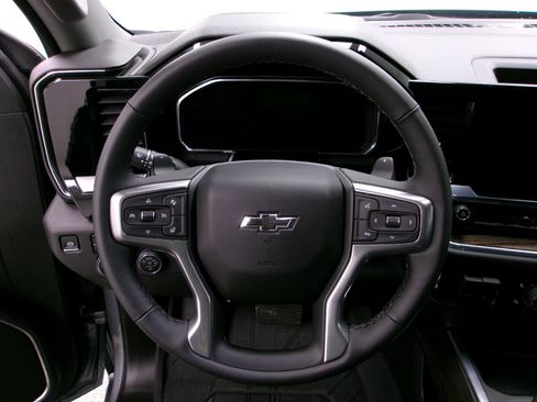 Certified 2026 Chevrolet Silverado 1500 RST w/ Convenience Package II image 6