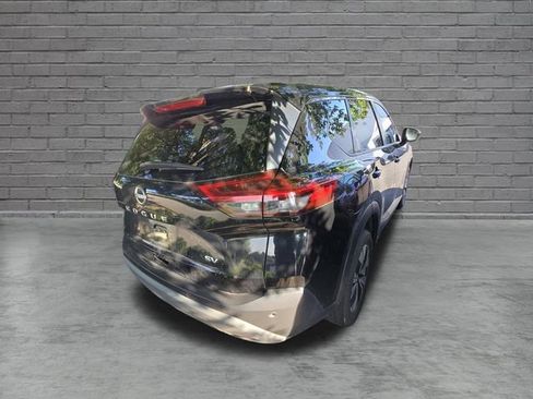 Certified 2023 Nissan Rogue SV FWD image 7
