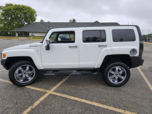 Used 2007 HUMMER H3 image 9