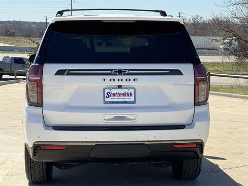 Used 2021 Chevrolet Tahoe Z71 w/ Rear Media and Nav Package image 5
