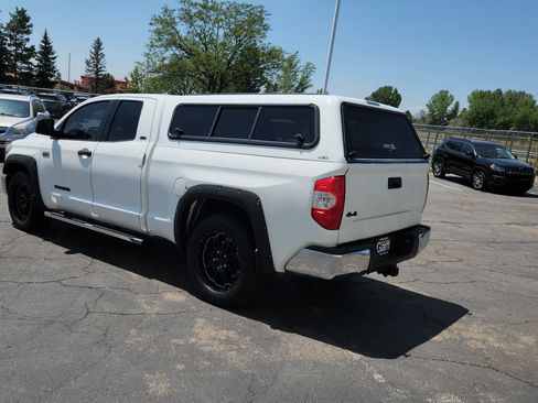 Used 2016 Toyota Tundra SR5 w/ SR5 Upgrade Package AWD/4WD image 6