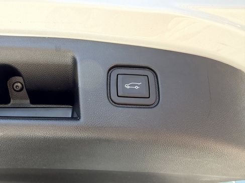 Used 2024 Honda Prologue Touring image 36