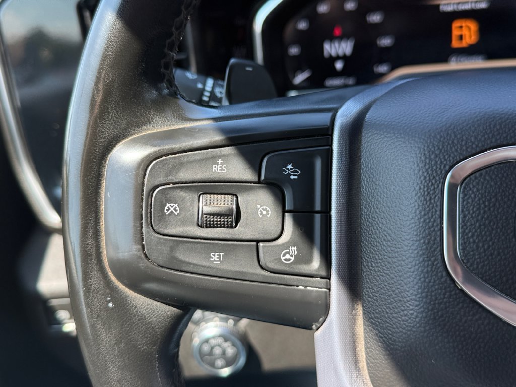 Used 2023 GMC Sierra 1500 SLT w/ SLT Convenience Package AWD/4WD image 25