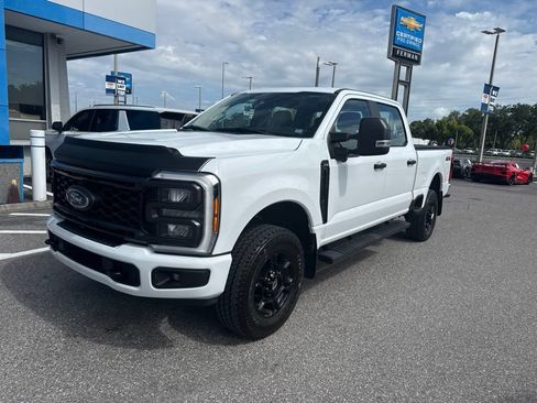 Used 2023 Ford F250 XL w/ STX Appearance Package AWD/4WD image 1
