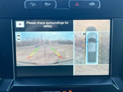 Used 2016 Ford F150 Platinum w/ Equipment Group 701A Luxury image 28