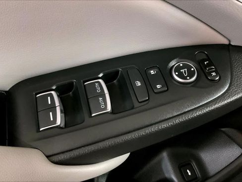 Used 2019 Honda Accord EX-L image 34