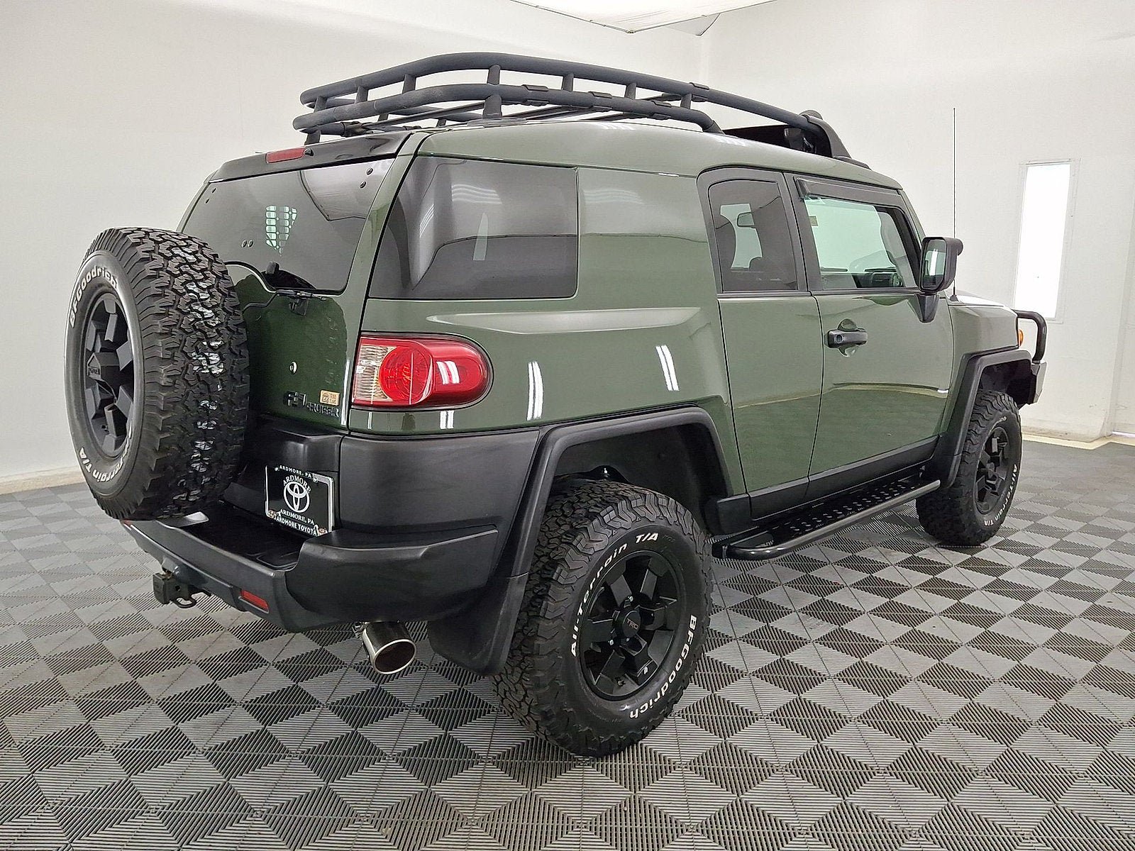 Used 2011 Toyota FJ Cruiser 4WD w/ Trail Teams Special Edition image 16