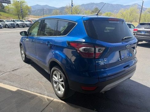 Used 2017 Ford Escape SE FWD image 6