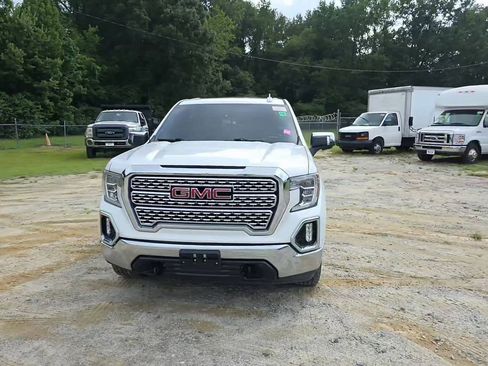 Used 2019 GMC Sierra 1500 SLT image 2