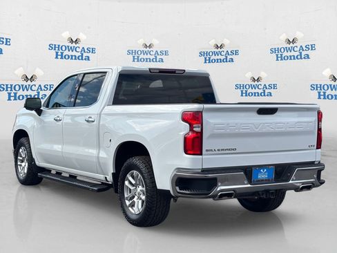 Used 2022 Chevrolet Silverado 1500 LTZ w/ Z71 Off-Road Package AWD/4WD image 5