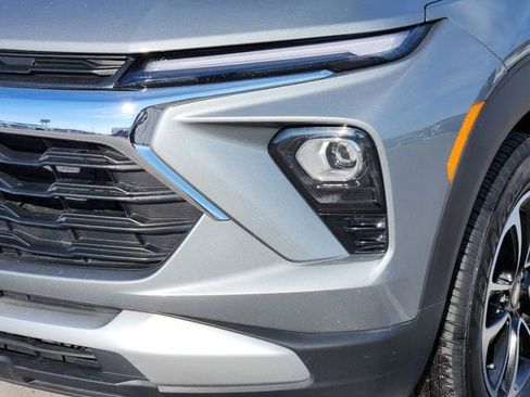 Used 2025 Chevrolet TrailBlazer LT image 10