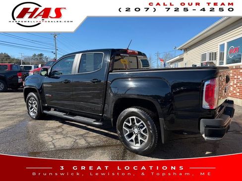 Used 2022 GMC Canyon AT4 w/ Trailering Package image 4