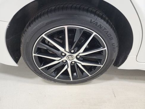 Used 2024 Toyota Camry SE FWD image 13