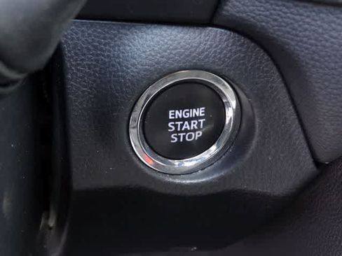Used 2024 Toyota RAV4 XLE FWD image 20