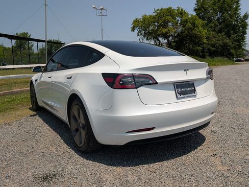 Used 2023 Tesla Model 3 Standard Range RWD image 8