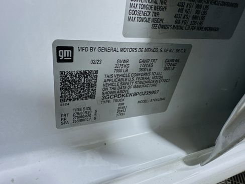 Used 2023 Chevrolet Silverado 1500 LT image 12