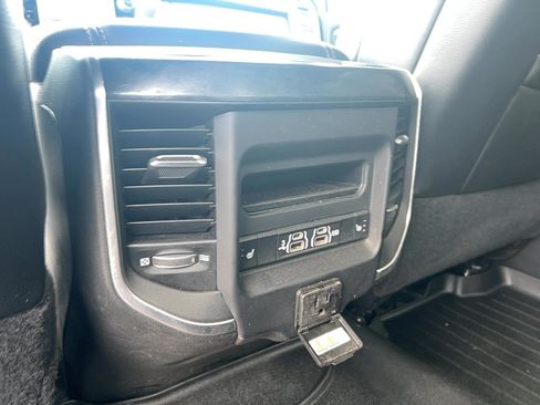 Used 2019 RAM 3500 Laramie AWD/4WD image 28