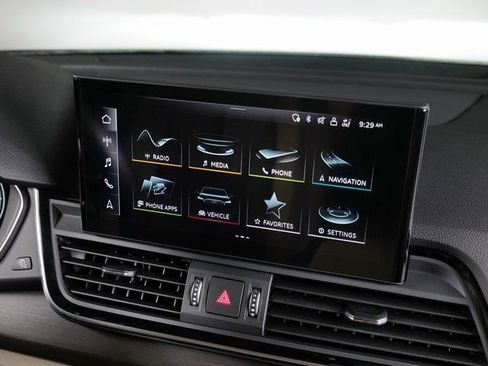 Used 2023 Audi Q5 Premium Plus AWD/4WD image 16
