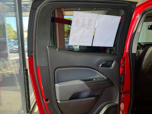 Used 2018 Chevrolet Colorado Z71 image 15