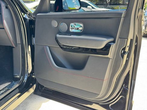 Used 2021 Rolls-Royce Cullinan AWD/4WD image 41