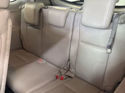 Used 2017 Toyota Highlander XLE FWD image 25