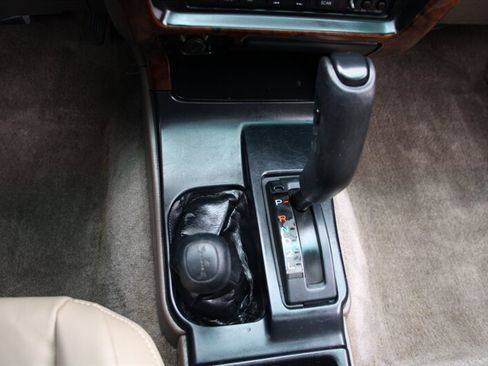 Used 1997 Toyota 4Runner Limited AWD/4WD image 8